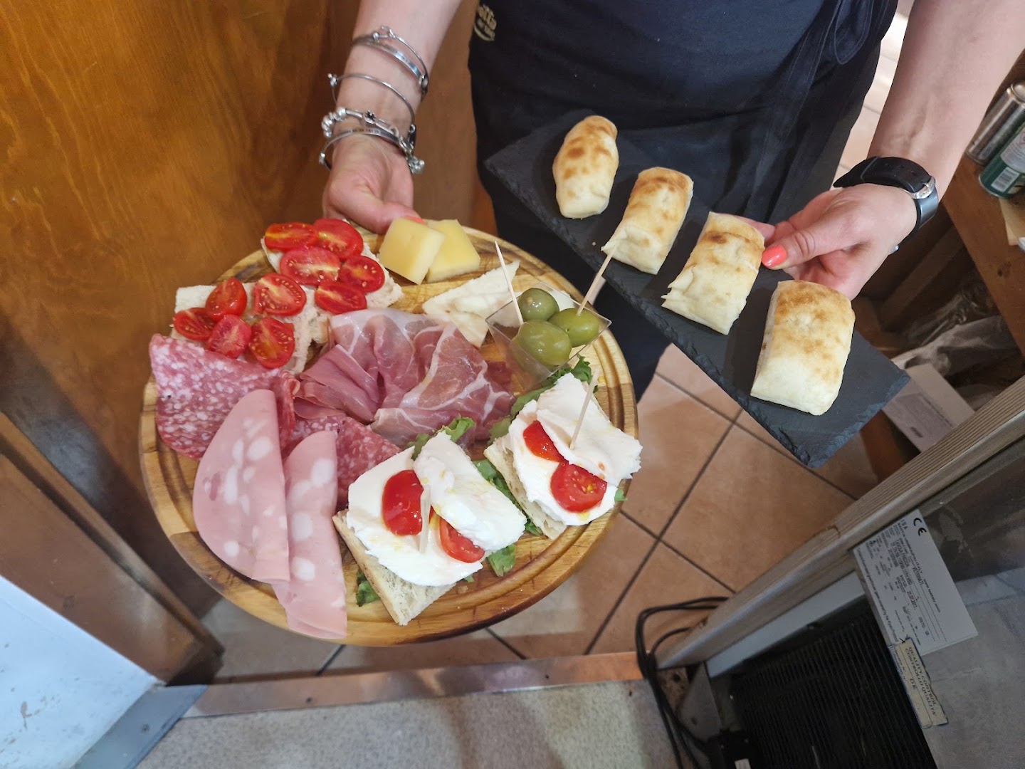 Flo Coffee Bar Drink And Food