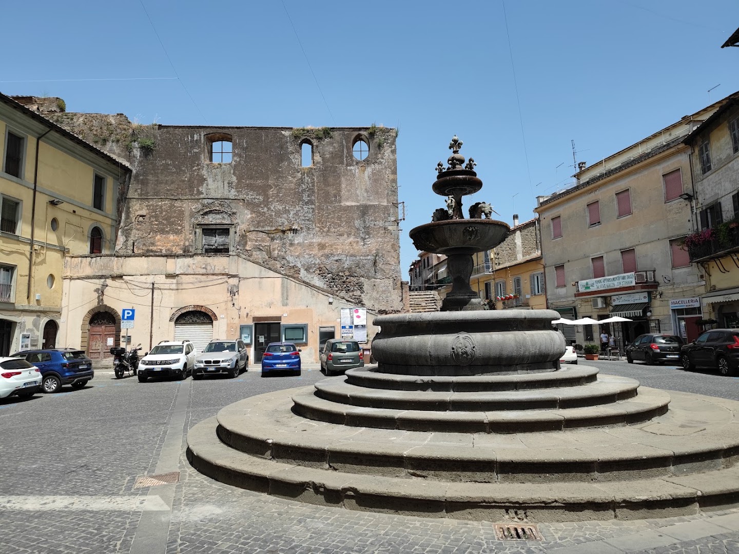 Fontana degli Unicorni