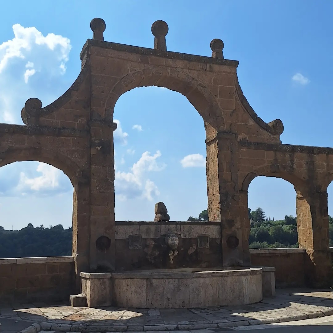 Fontana delle Sette Cannelle