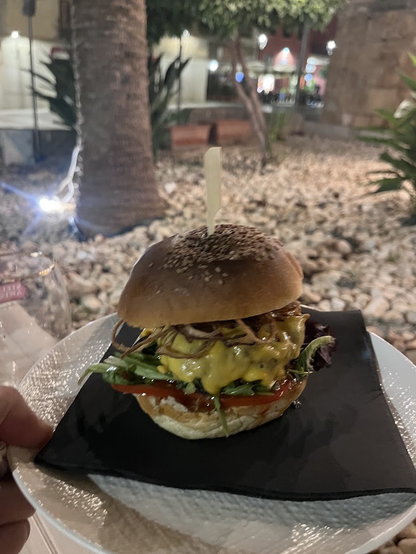 Food & Drink Baccarella