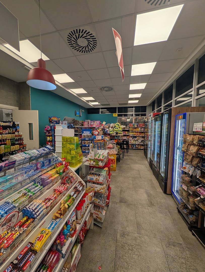 Food Stop by Autogrill S. Teresa di Riva Est