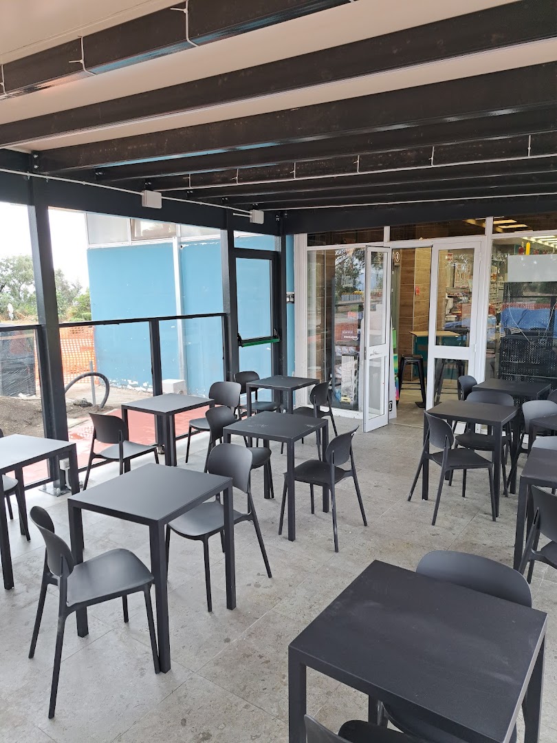 Food Stop by Autogrill S. Teresa di Riva Est