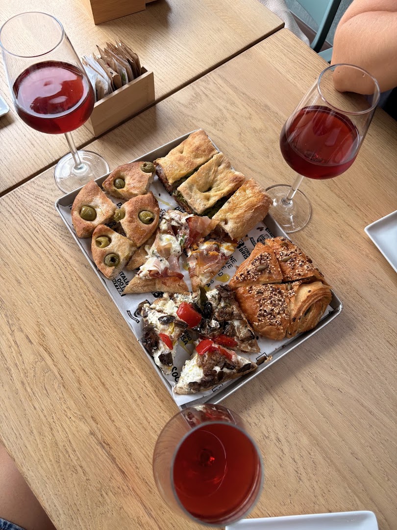 Forno Brisa San Lazzaro di Savena - Bakery & Specialty Coffee, San Lazzaro di Savena