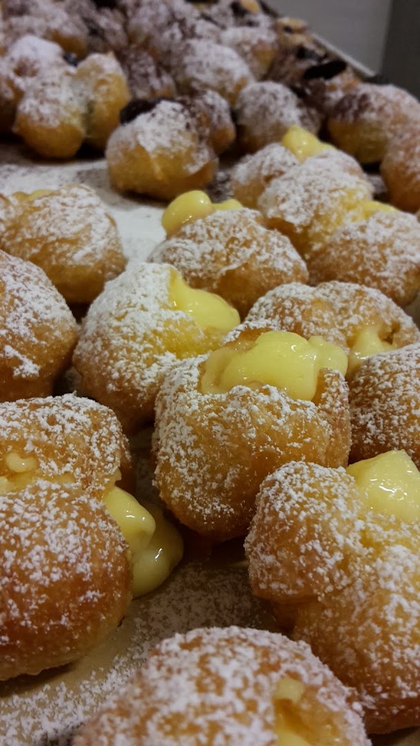 Forno e pasticceria Nencini, Cascina