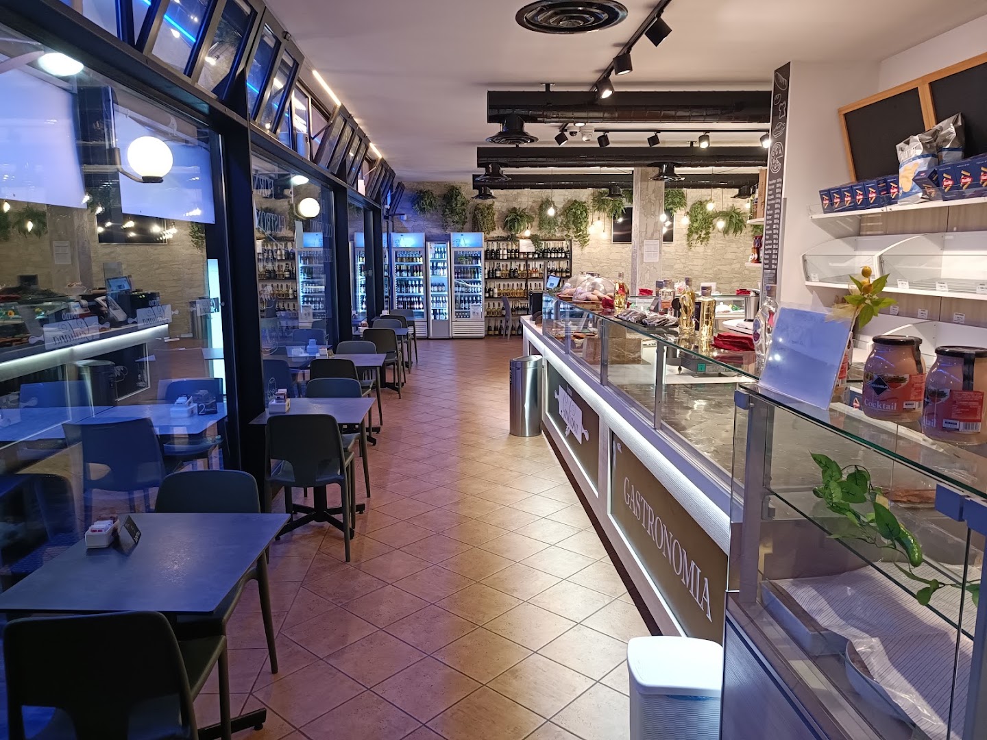 Forno Giuliana | Forno - Pizzeria - Gastronomia - Colazioni e Aperitivi