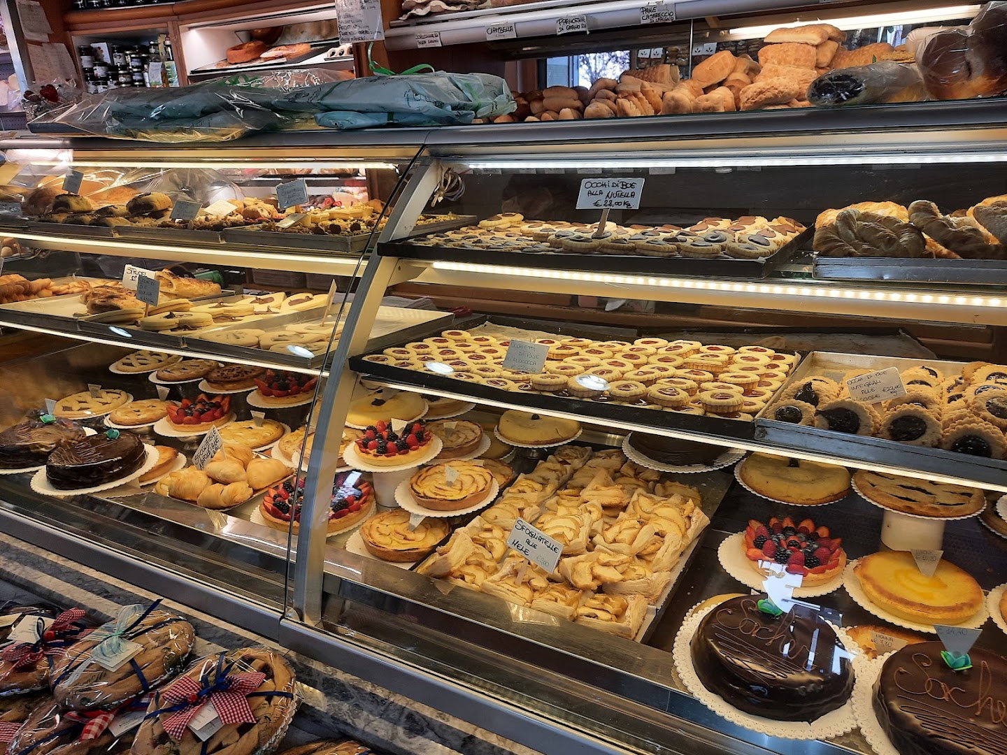 Forno Lucarelli Roma, Roma