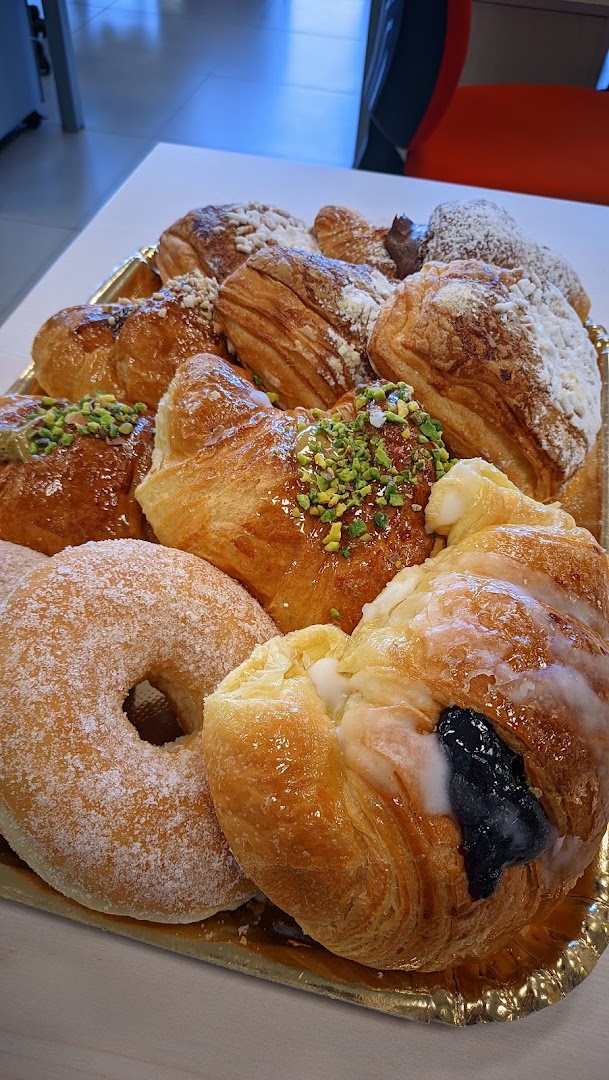 Forno Pasticceria Carata Calderino