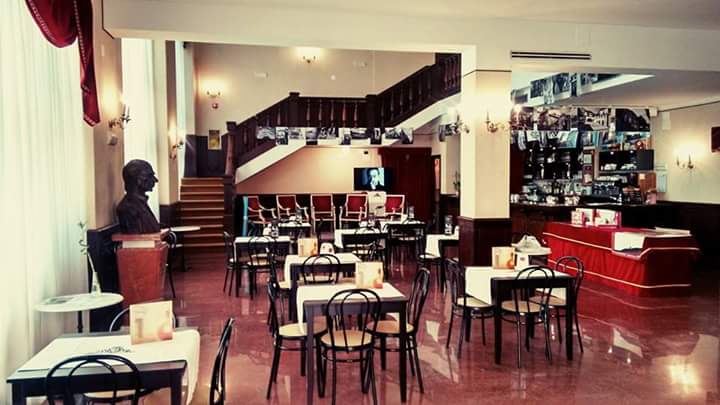 Foyer del Teatro Marrucino - il Gusto della Cultura
