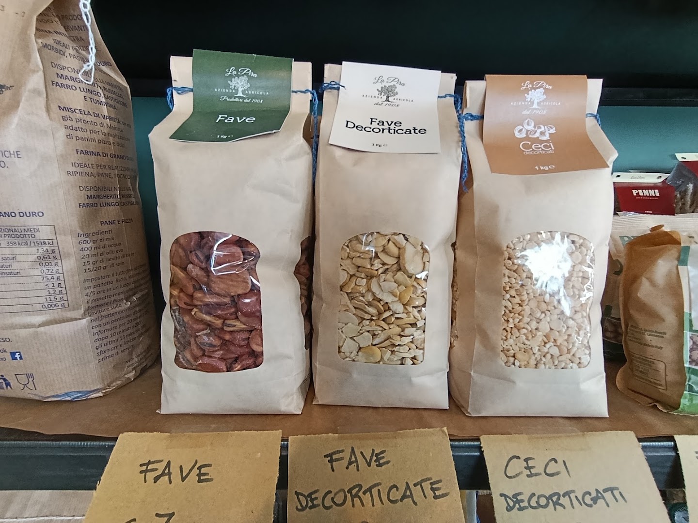 FOZ Bakery con Cucina
