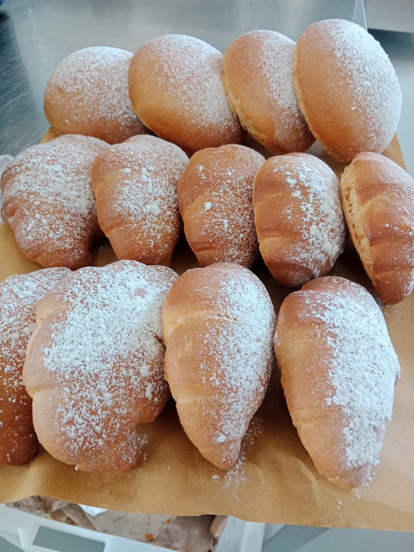 FOZ Bakery con Cucina