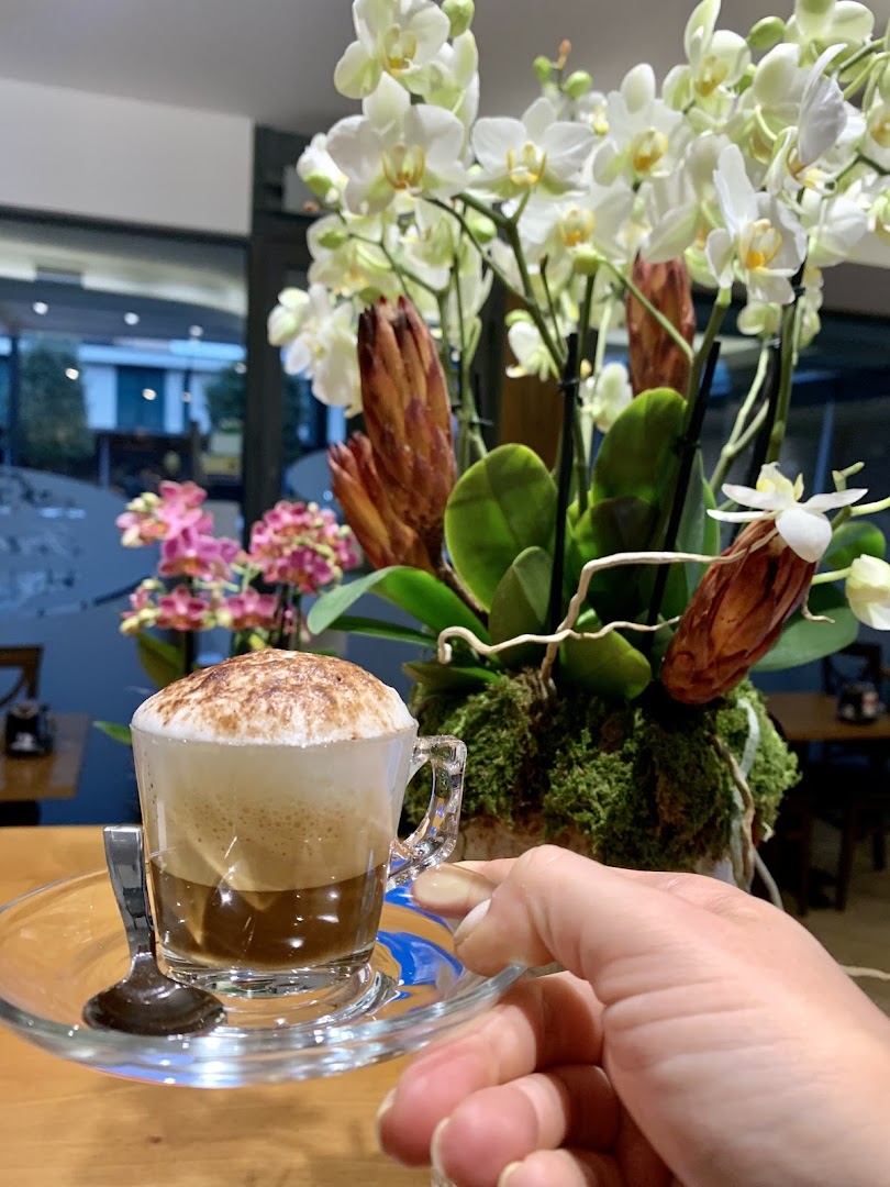 FRAME CAFÈ