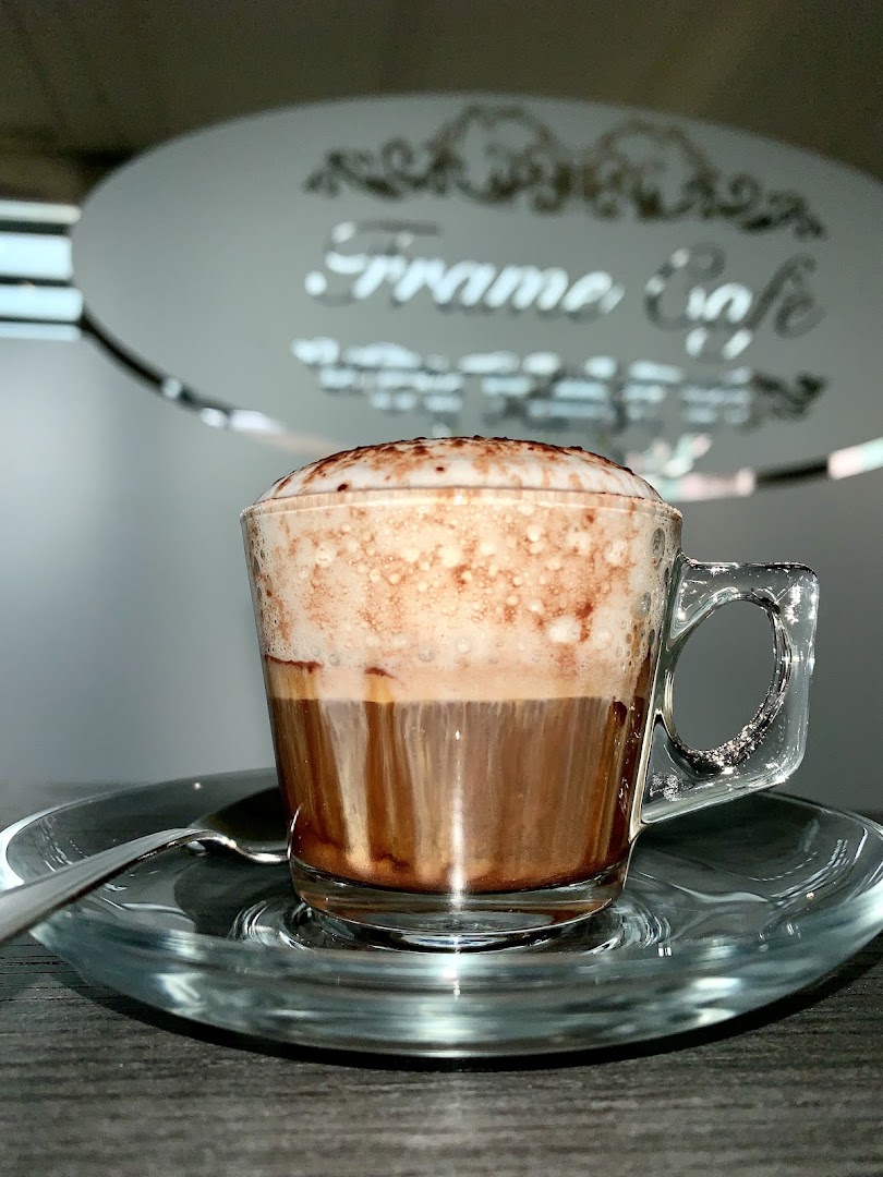 FRAME CAFÈ