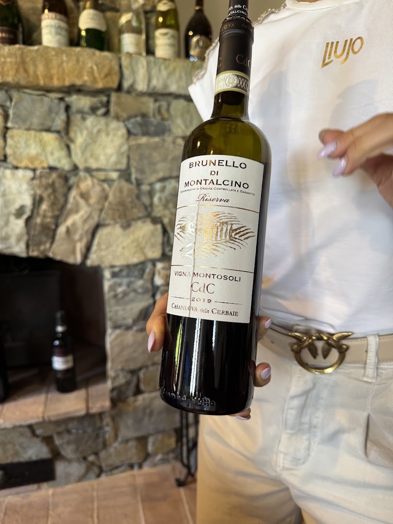 Franco Fadda Wine Tour Siena - Tasting wine in Tuscany