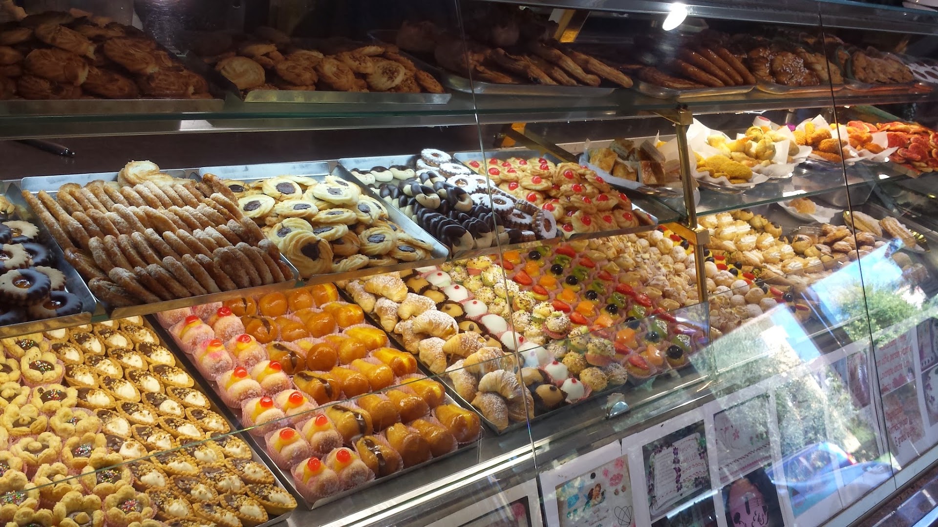 Francy's Bar