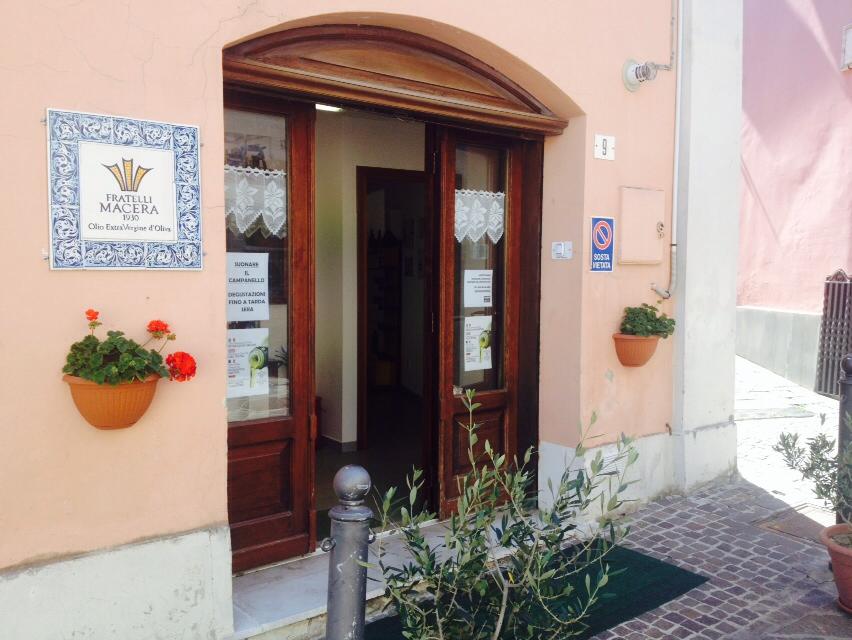 Fratelli Macera - Olio Extravergine d'Oliva