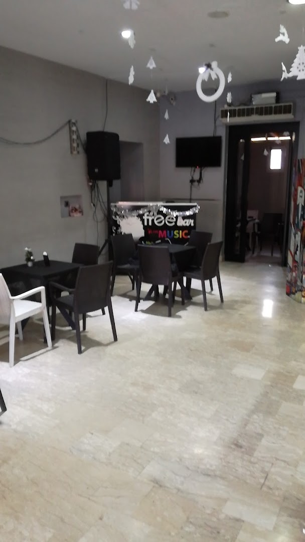 Free Bar
