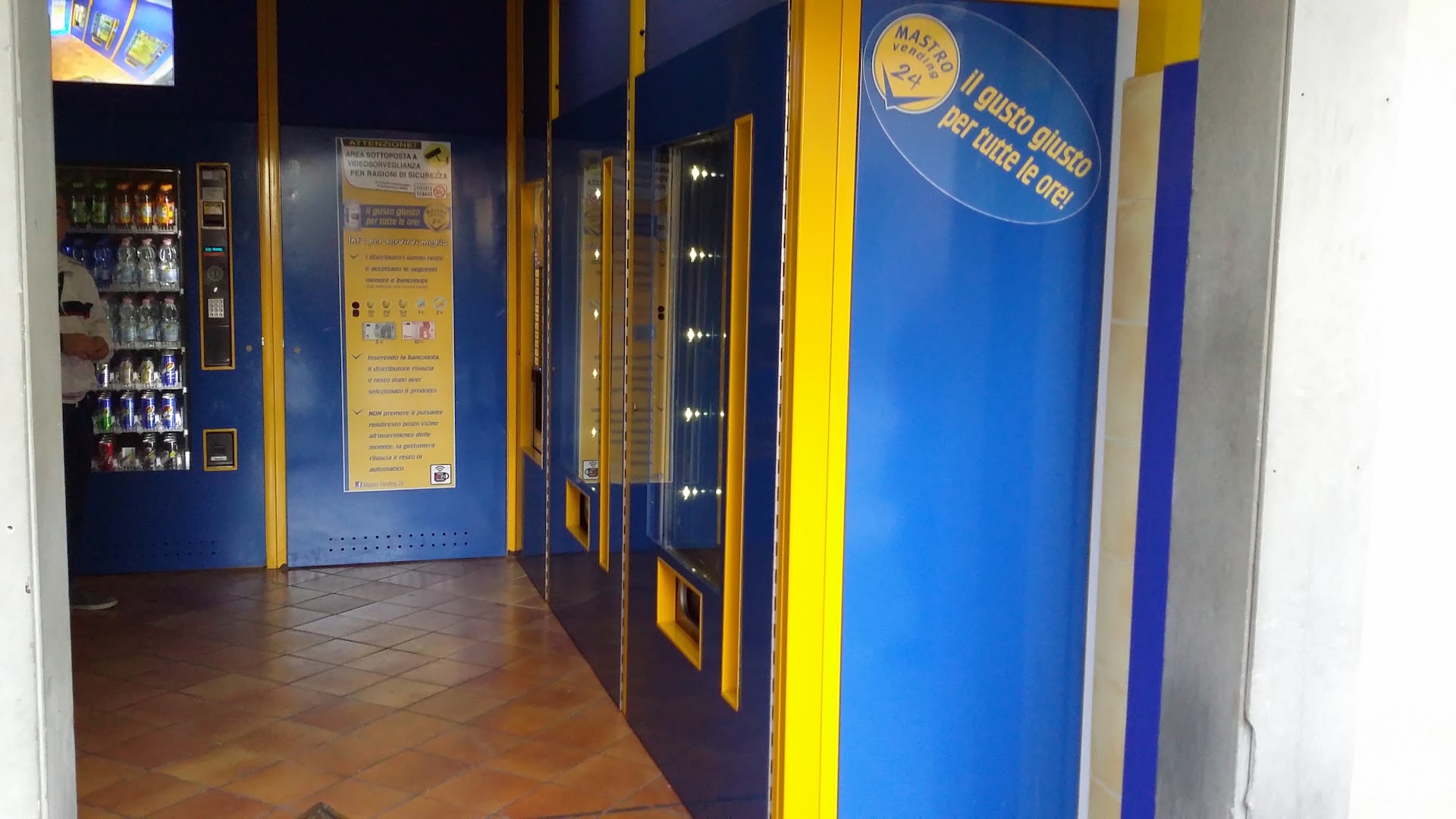 Free Shop Chiaravalle