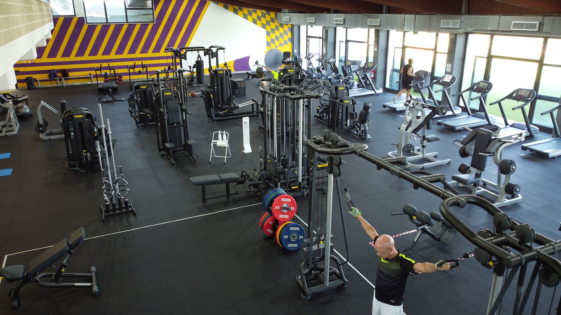 Free Time Sporting Center