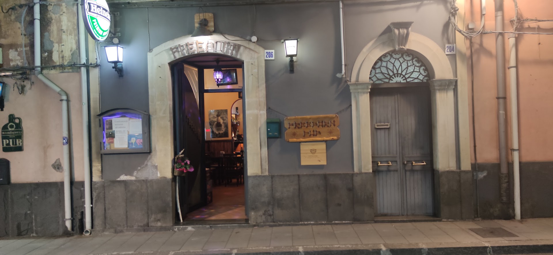 Freeborn Pub, San Giovanni La Punta