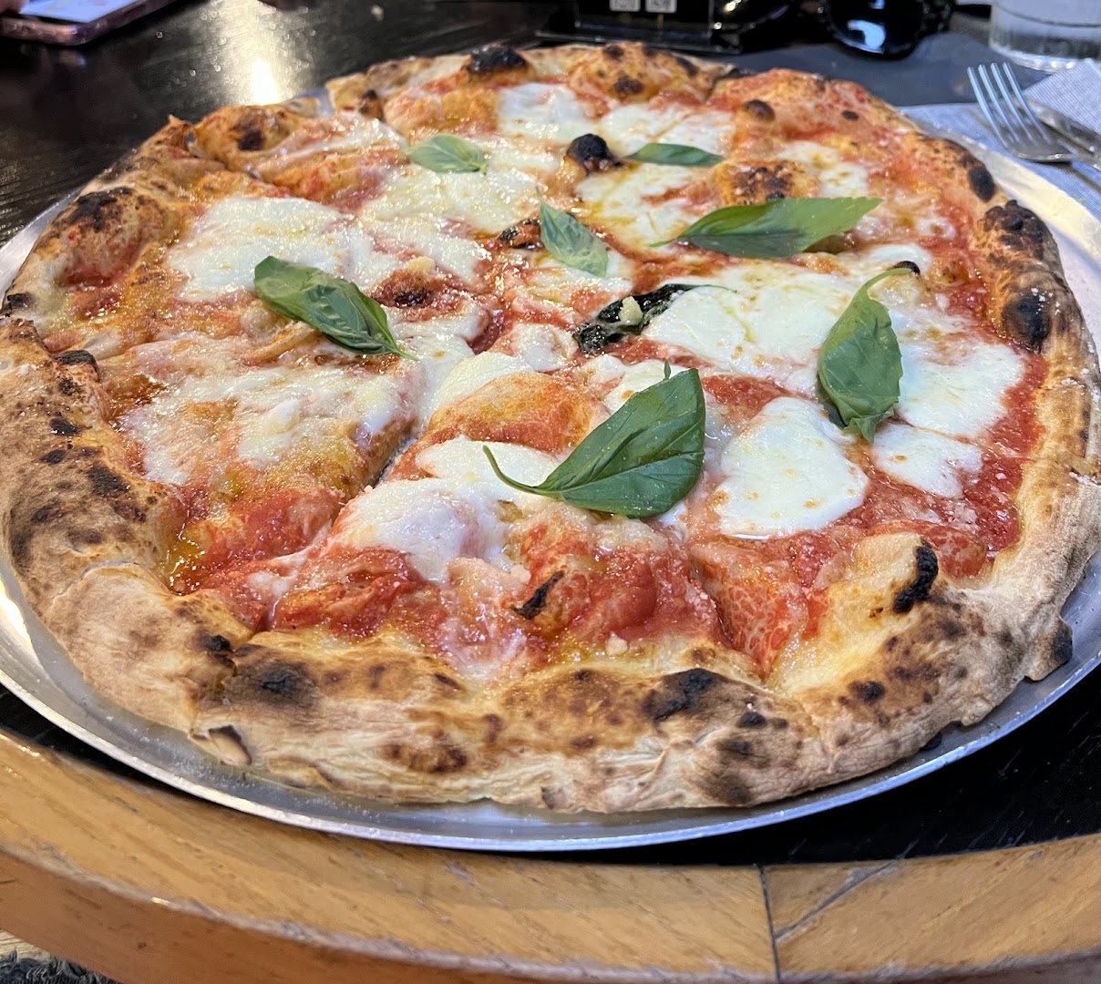 Fresco Trattoria Pizzeria Caracciolo
