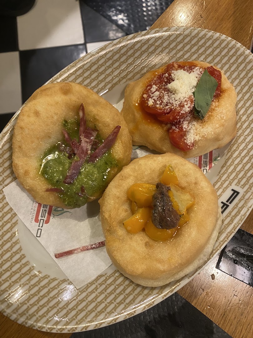 Fresco Trattoria Pizzeria Caracciolo