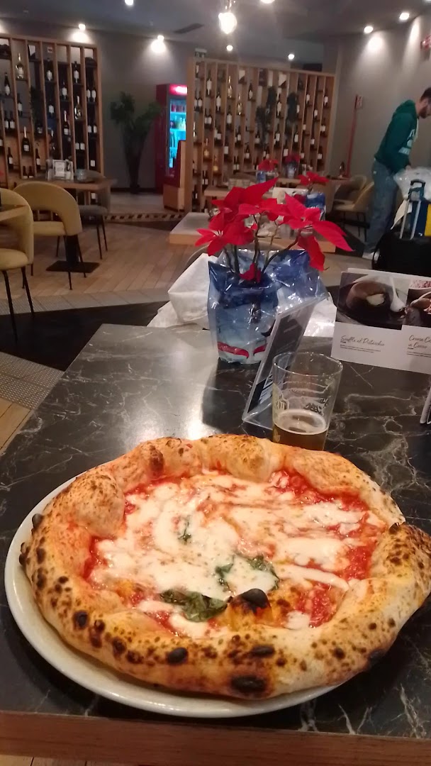 Fresco Trattoria Pizzeria Napoli Centrale