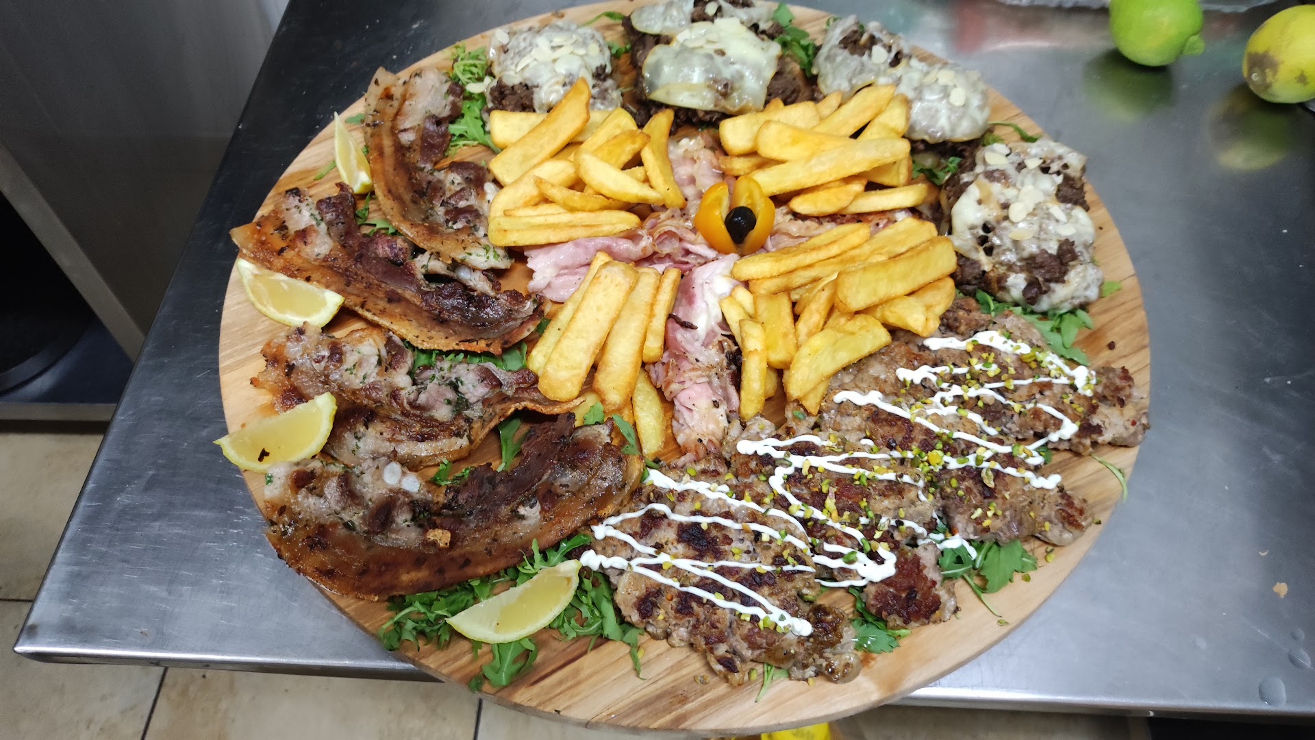 Friends Bar Focacceria Frigintini Modica #Take Away #Street Food #Self Service #Lounge Bar #Colazioni #Rosticceria #Aperitivo
