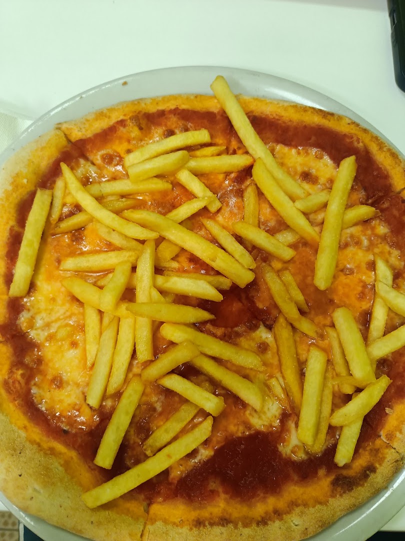 Friends pizza kebab Roveredo in piano pn