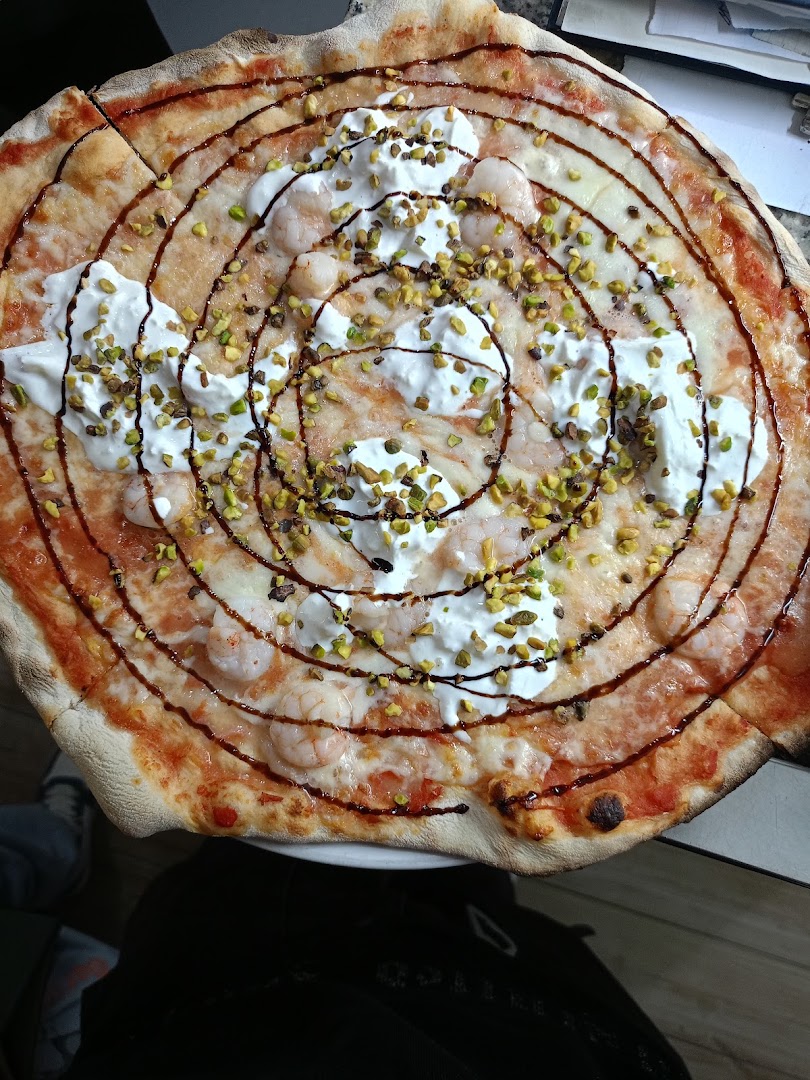 Friend's Pizza