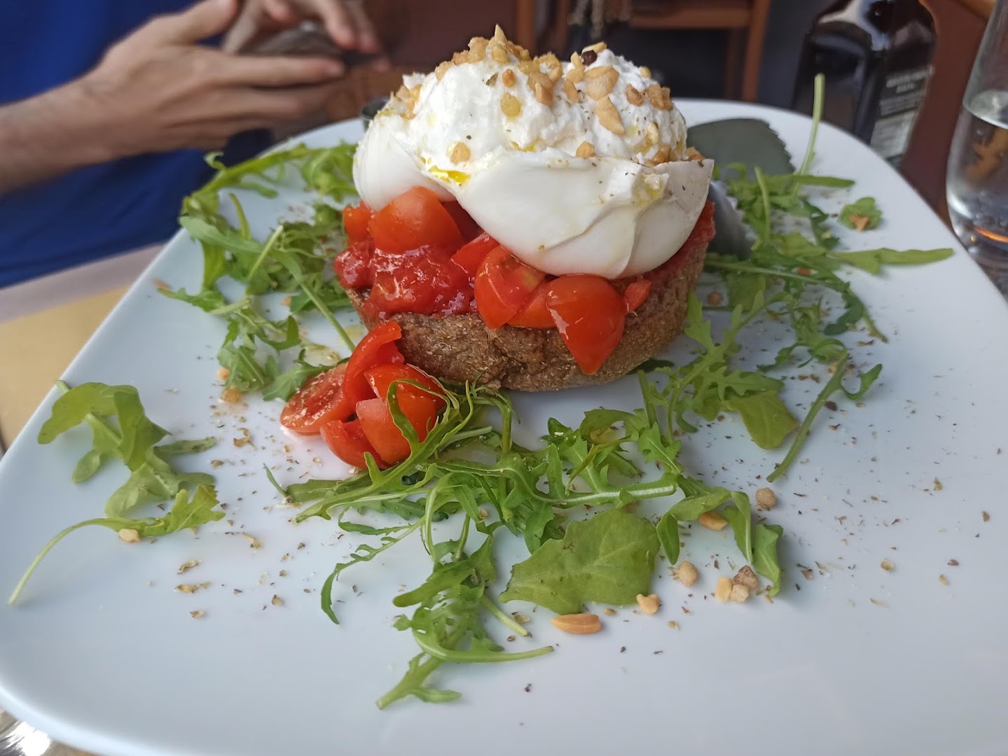 Frisà Bistró