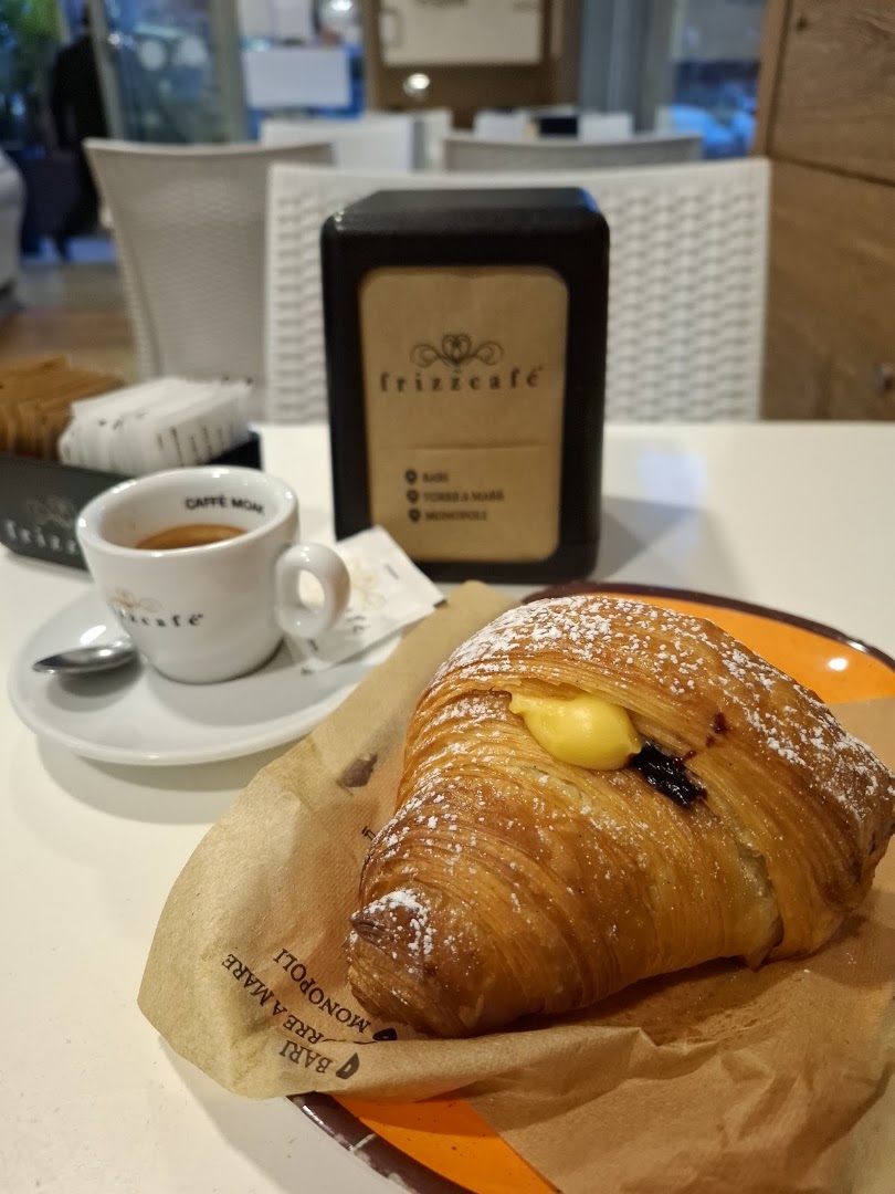 Frizzcafè Bari Via Matarrese