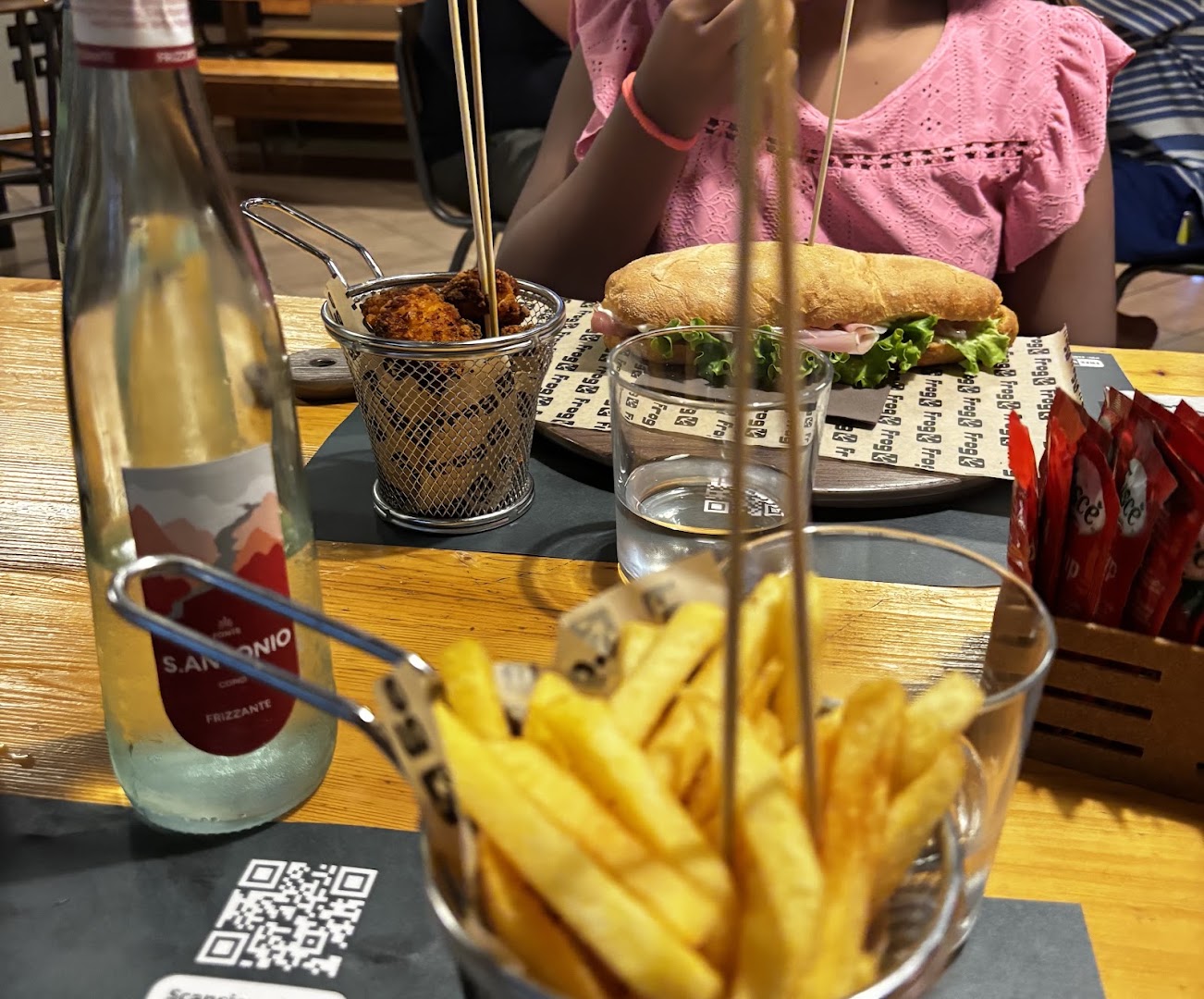 Frog Cafe' S.R.L.