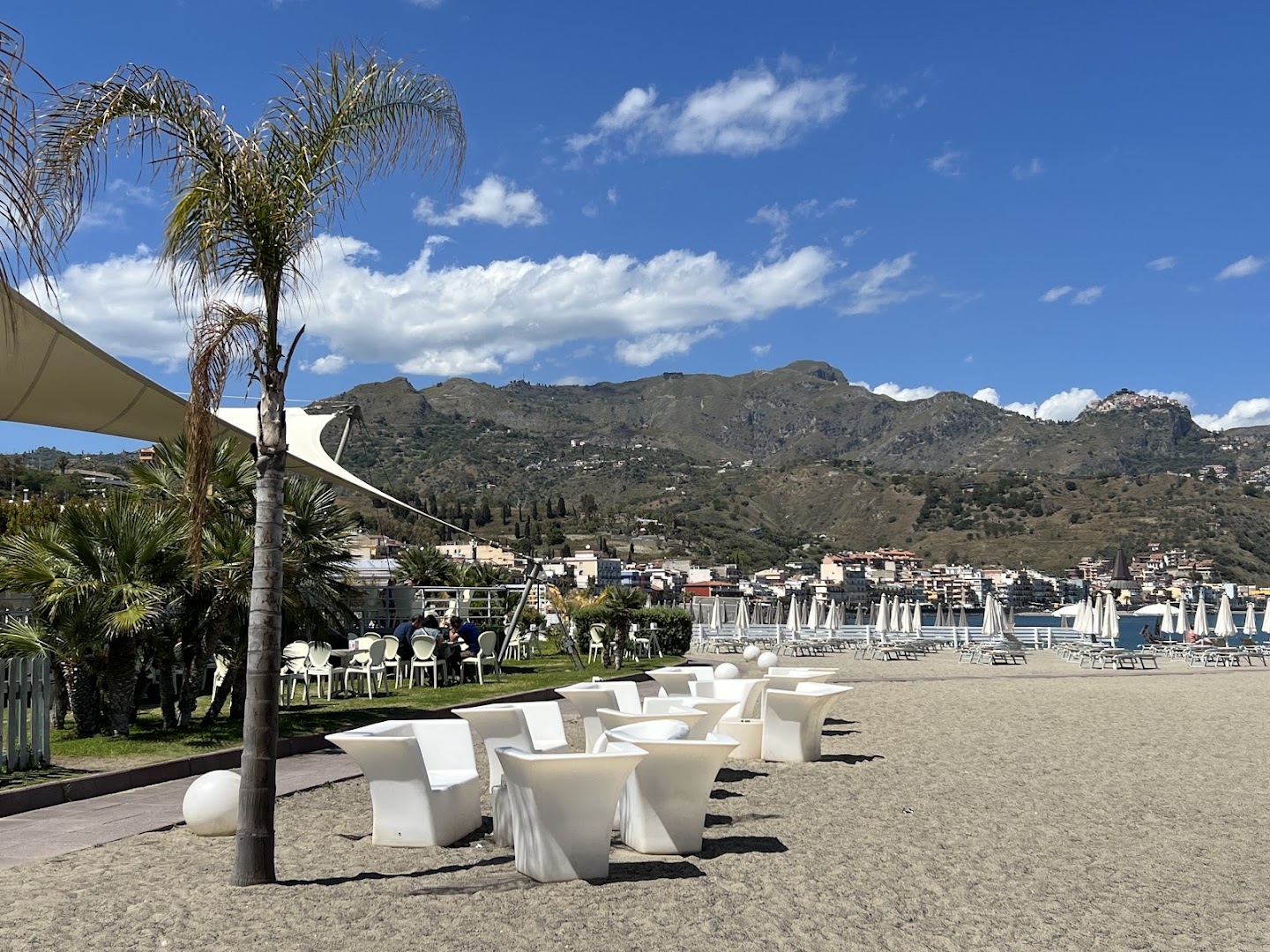 Frontemare Lido Di Naxos