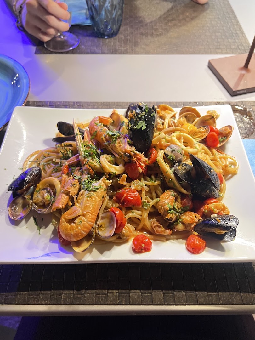 Frontemare Ristorantino Wine Bar