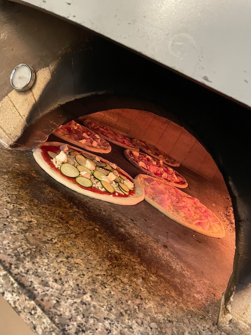 Frozen Bar Pizzeria, Bracca
