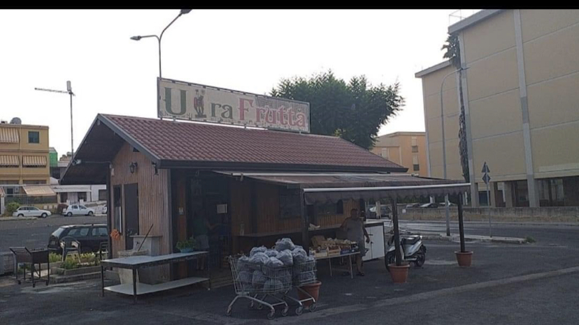 Frutta e Verdura "U RE RA FRUTTA" DI TIRALONGO