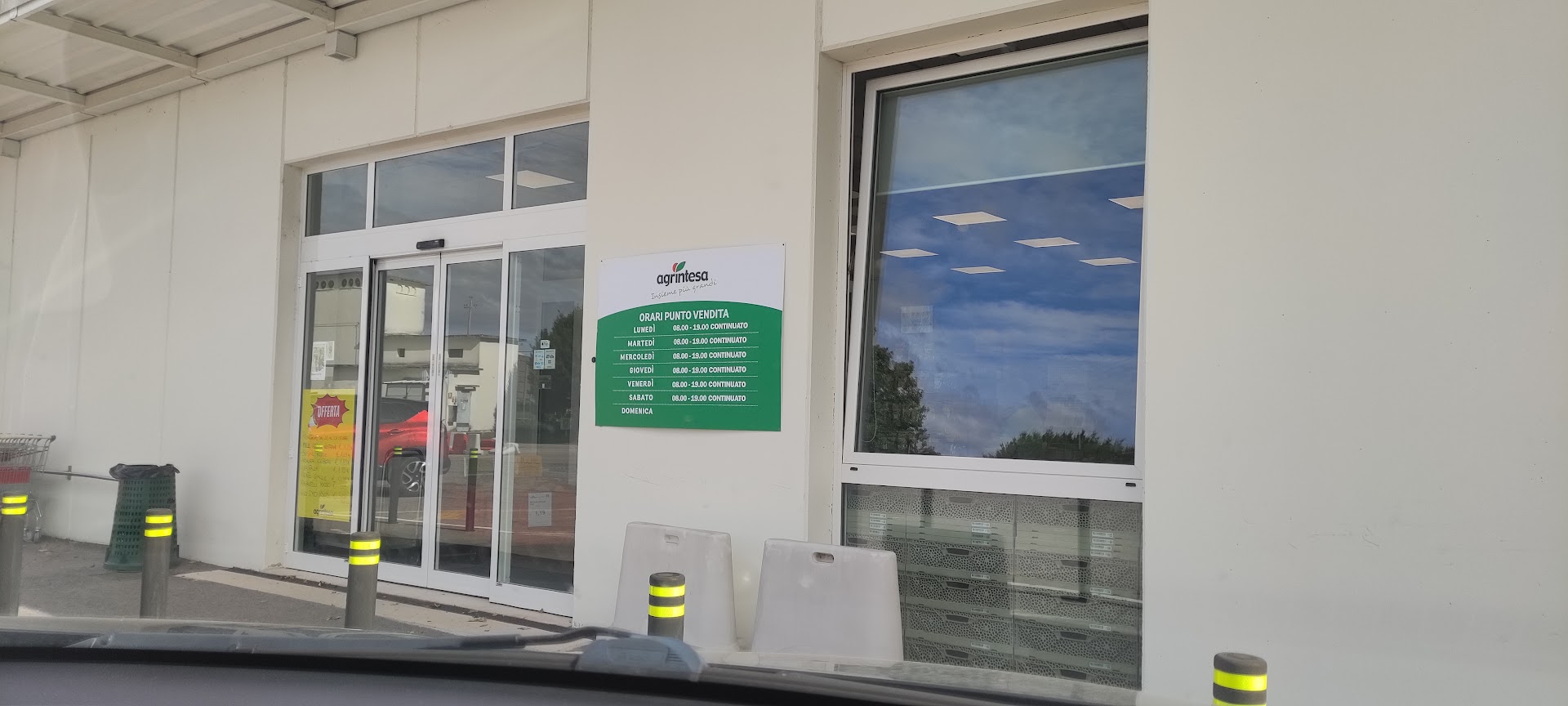 Frutta Verdura Vino Negozio Agrintesa Russi
