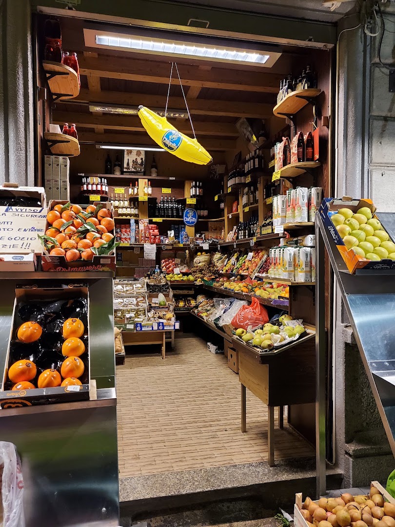 Frutteria Fratelli Pellegrini -Paolo, Chiara e Sergio - MILANO, Milano