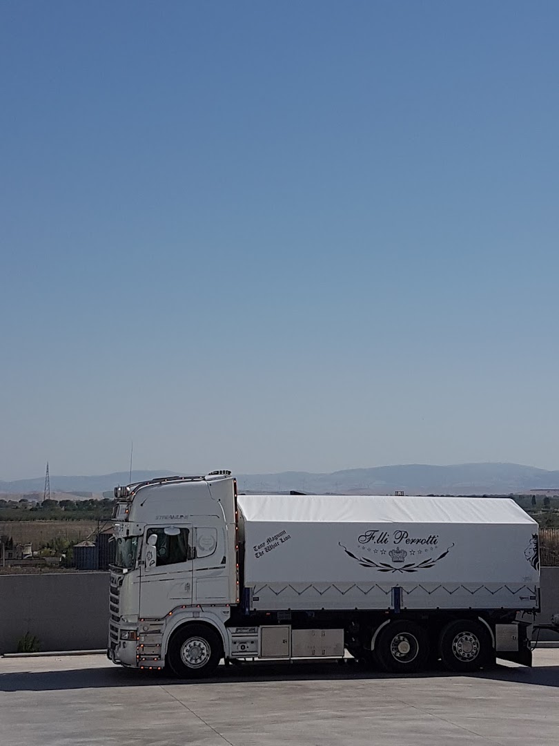 Fuel Station Q8 Lucera - Cafè Tabacos