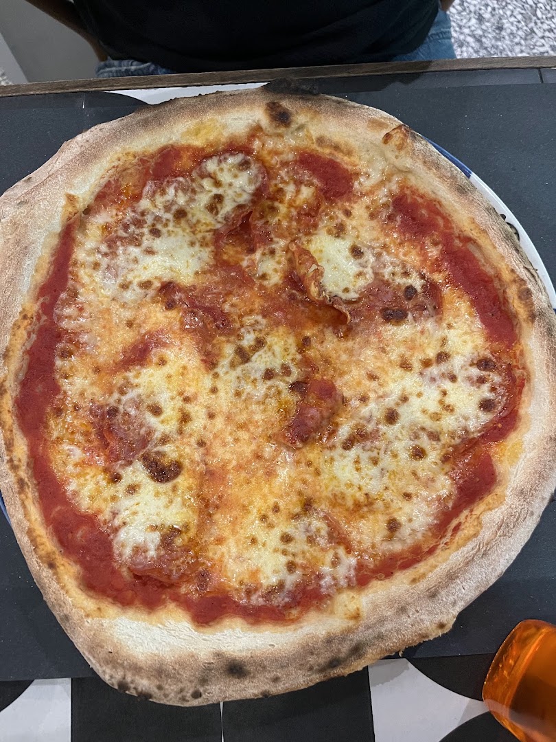 Fuggi Pizza
