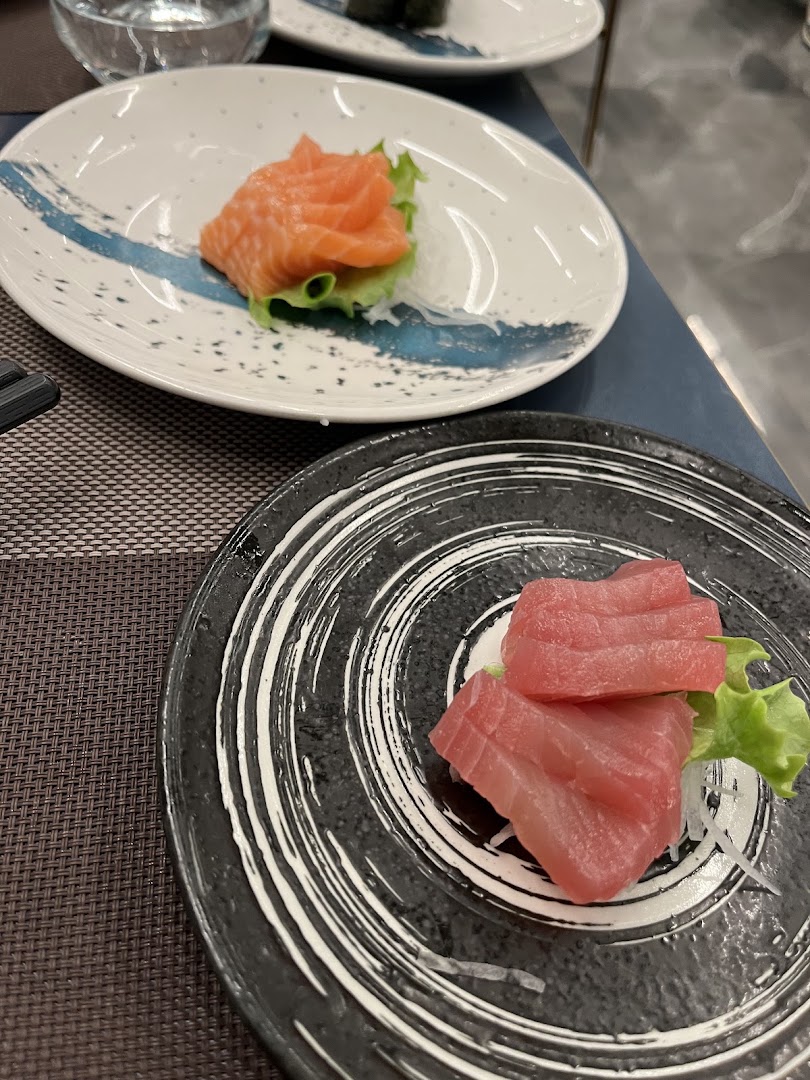 FUJI SUSHI Asia Restaurant