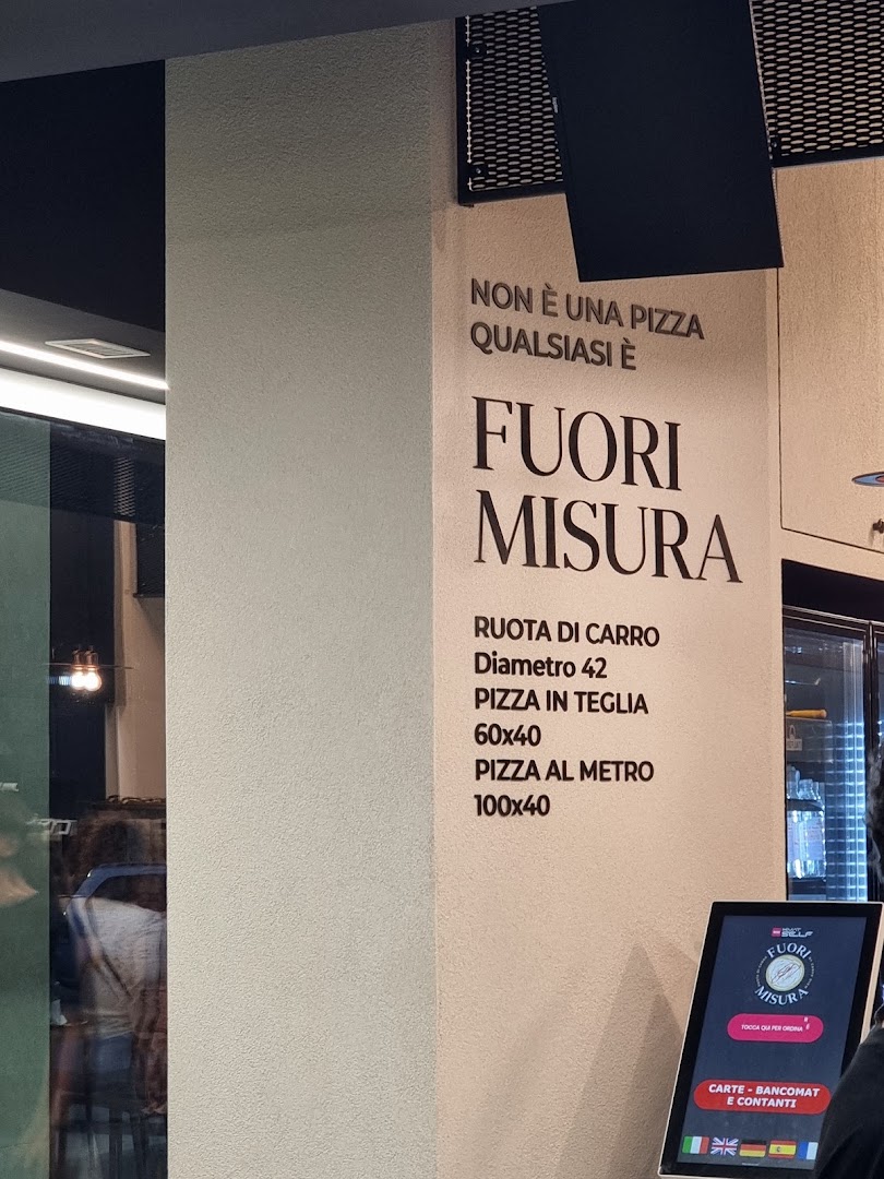 Fuori misura