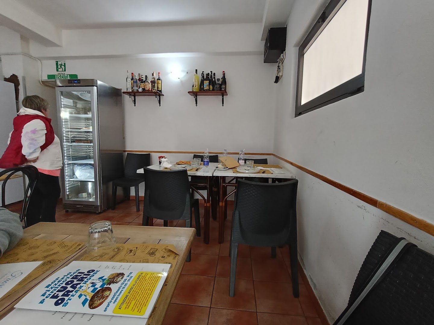 Fuori orario bar pizzeria