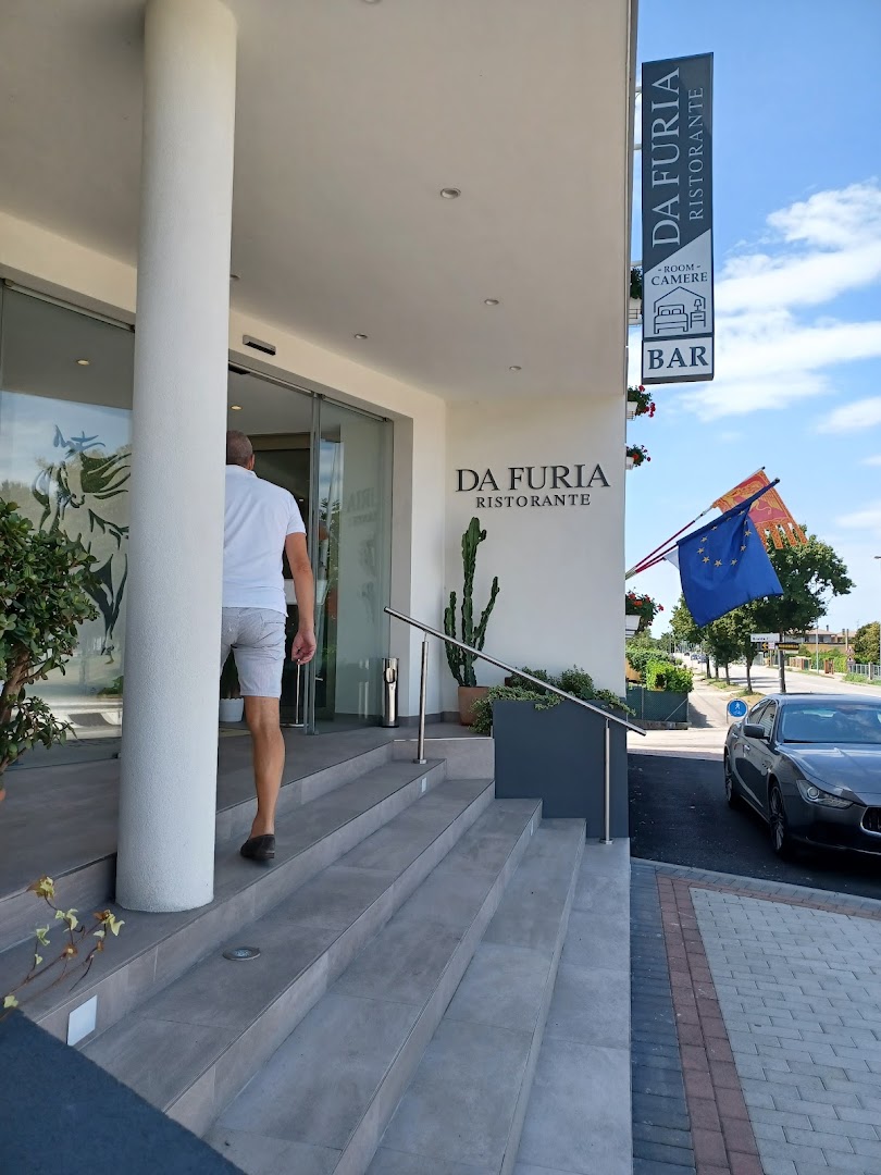 Furia pit stop