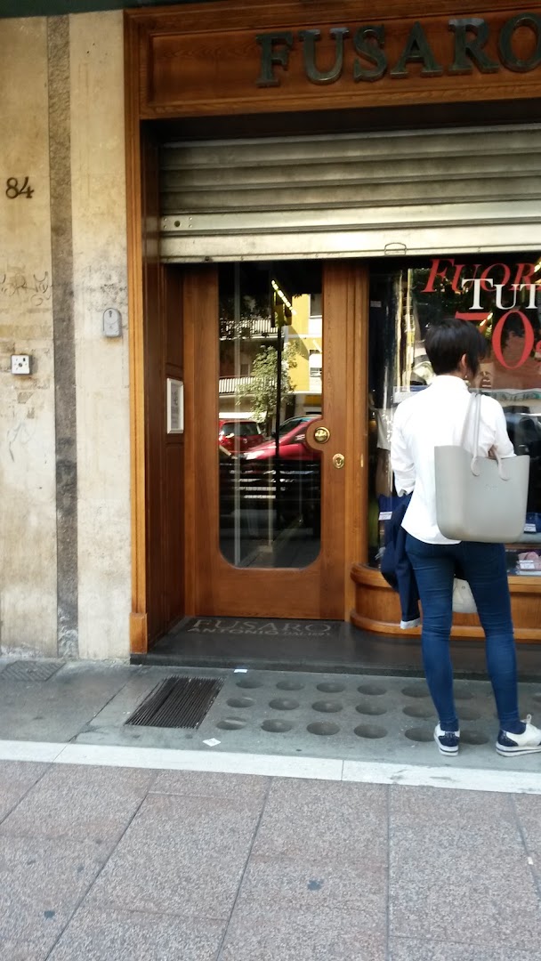 Fusaro Antonio - Abbigliamento uomo dal 1893, Firenze