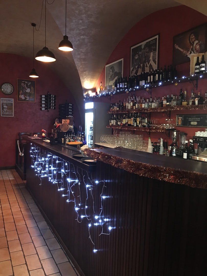 Fusion Cocktail Bar