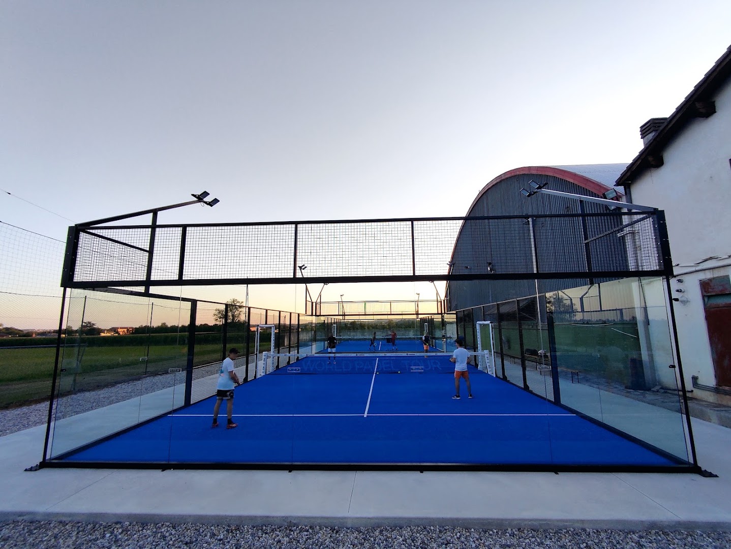 Futbol & Padel Latino Social Club