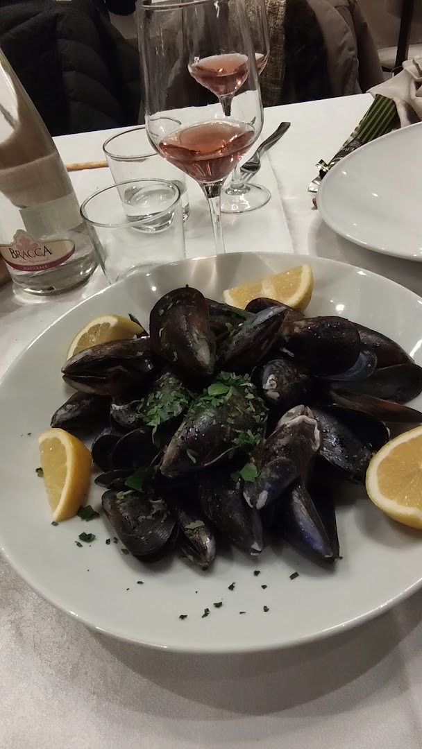 G.M.G. Food & Drink