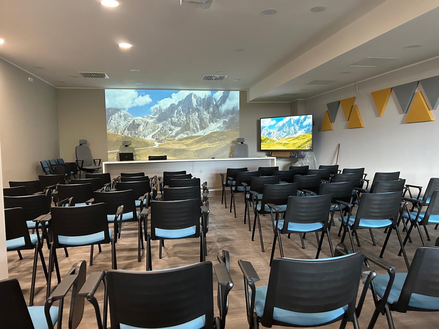 Gabbiano CENTRO CONGRESSI