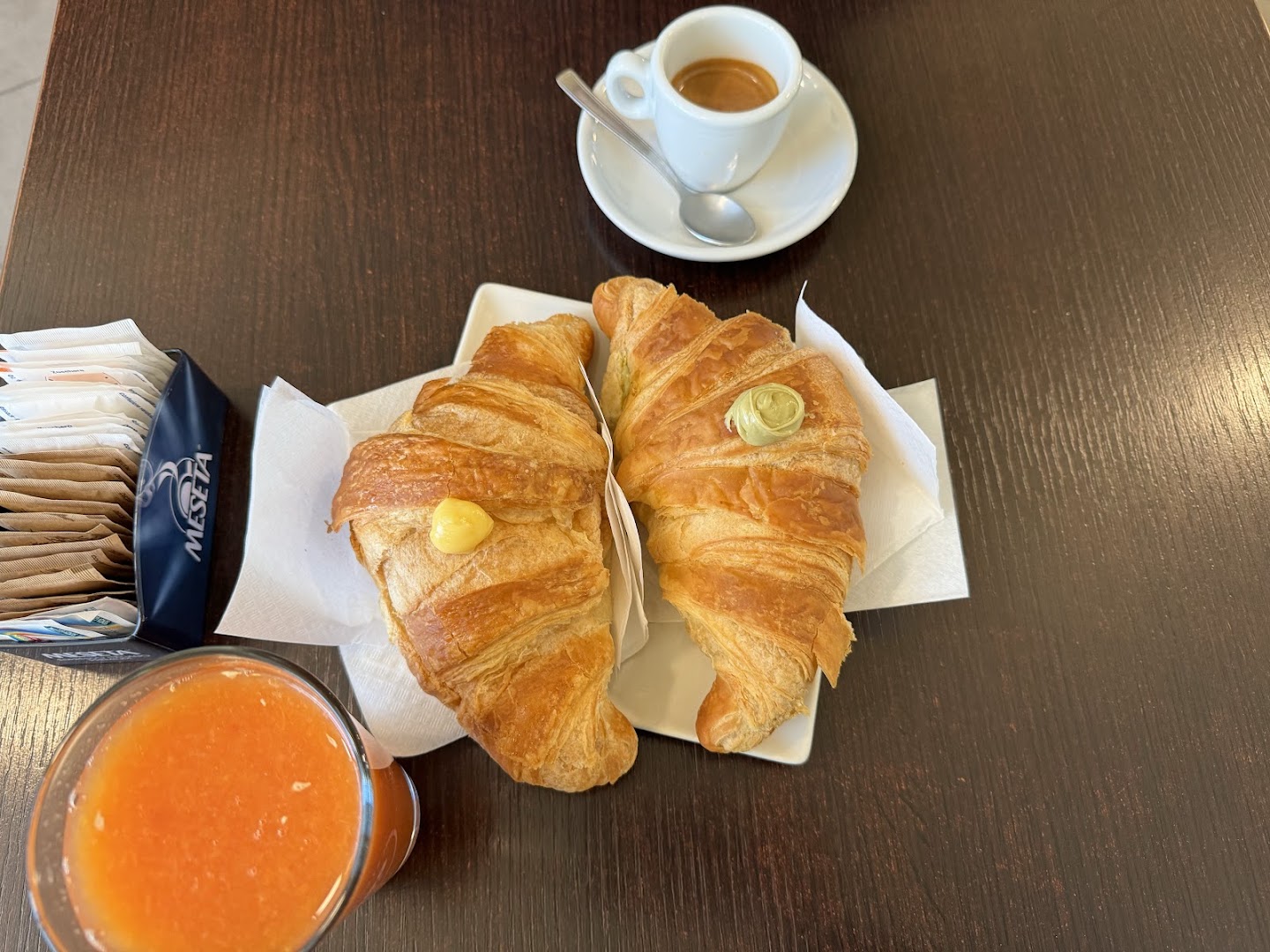 Gallery café istrana, Istrana
